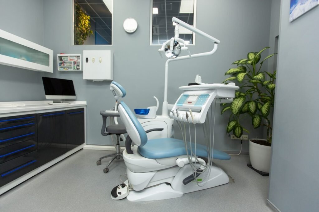 Advanced Dental Care in Patchogue: State-of-the-Art Technology Explained